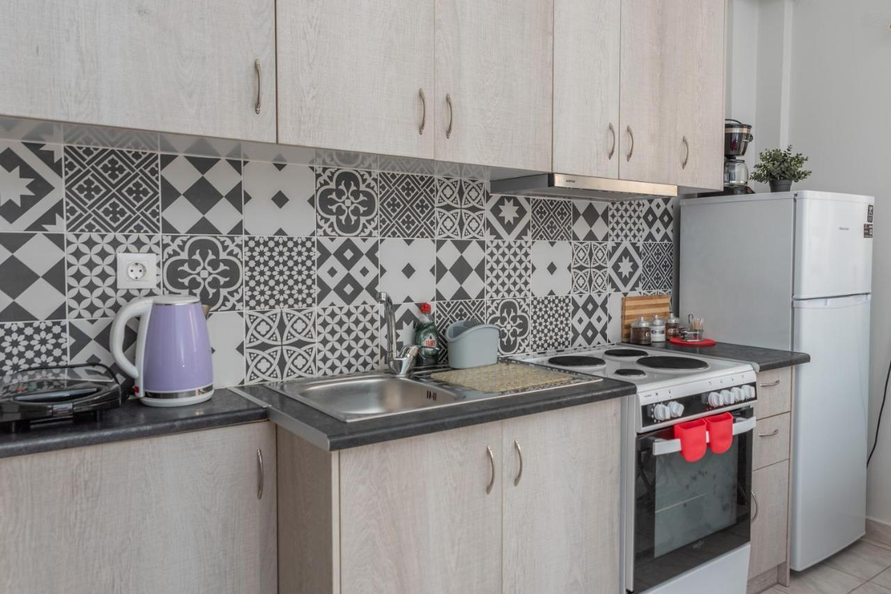Kosta'S Apartments Воніца Екстер'єр фото
