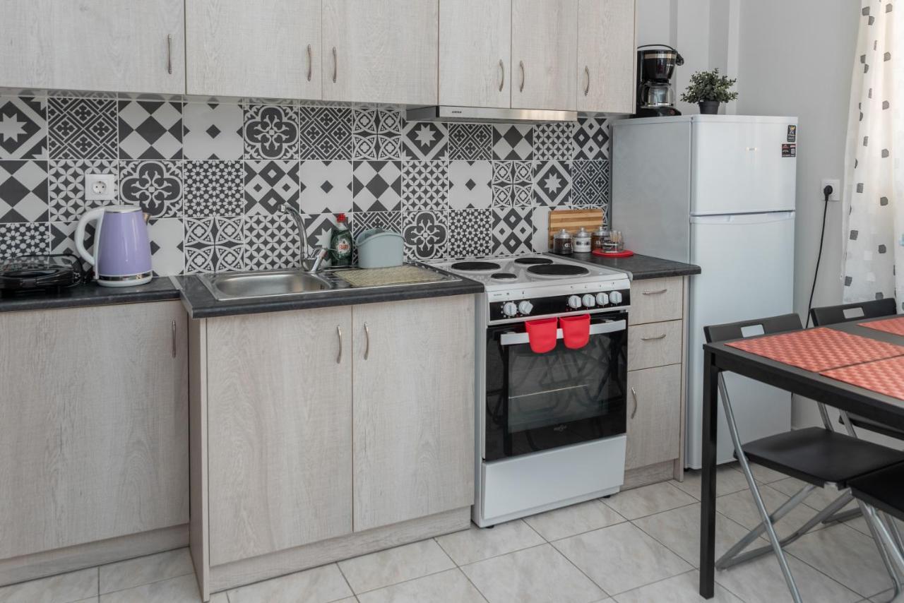 Kosta'S Apartments Воніца Екстер'єр фото